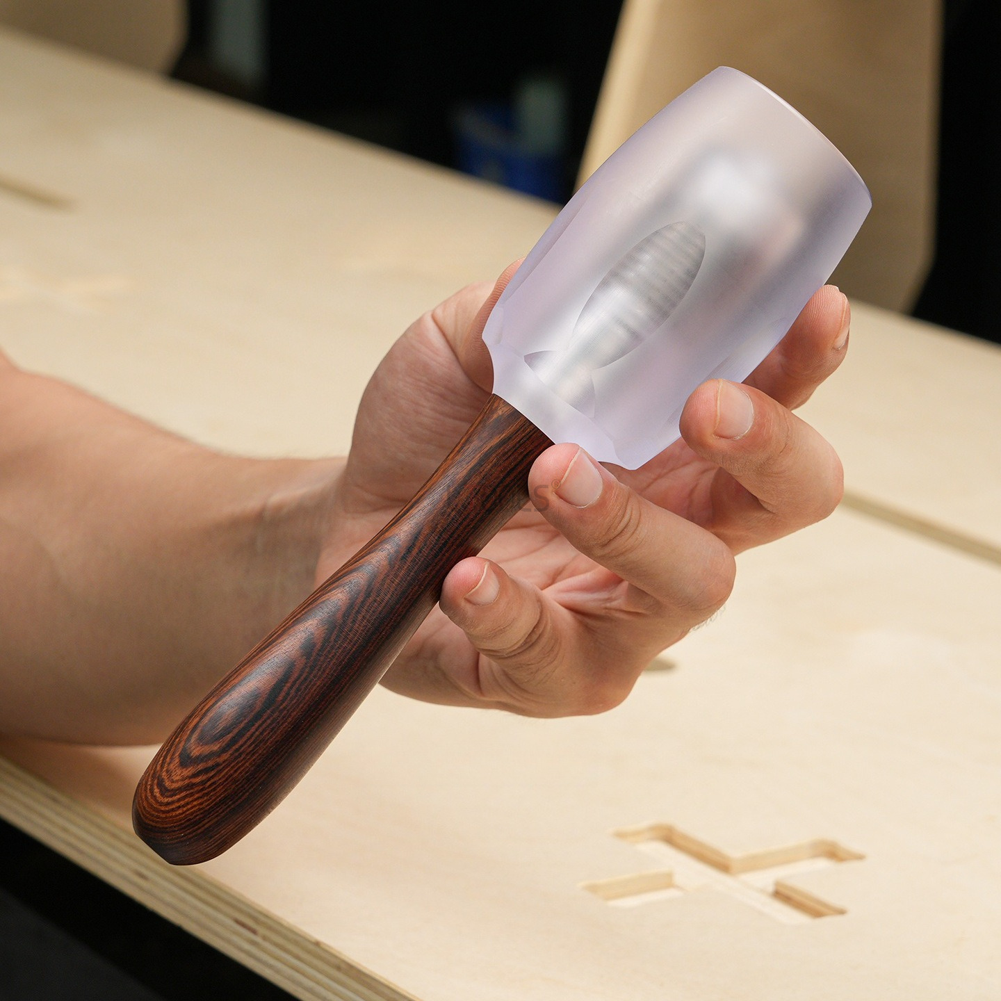 Anti Scratch Polycarbonate Woo - مراجعة Mallet Wood Carving وسعره
